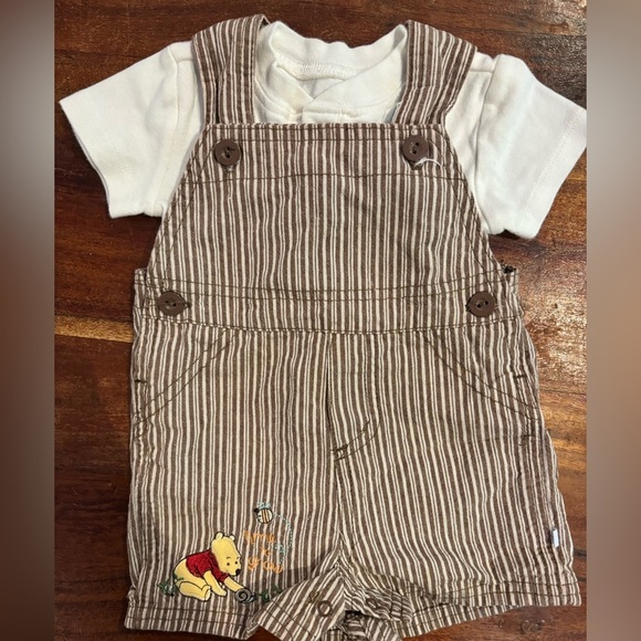 Y2k 2011 Disney Pooh shortalls striped 0-3 months EUC vintage - Picture 1 of 6
